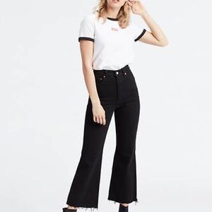 Levi’s ribcage crop flare black jeans 28